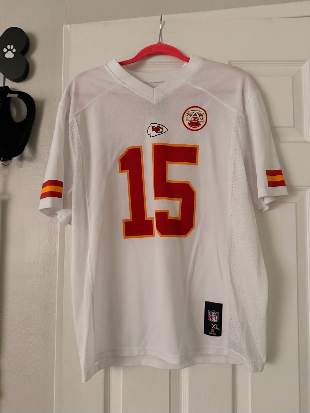 NFL White Chiefs #15 Jersey with Red and Gold Accents